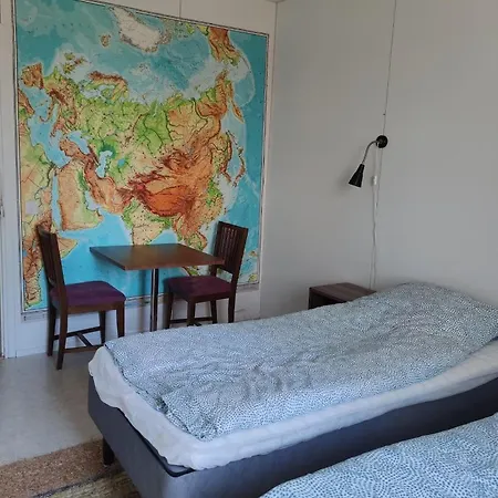 Naeaetaemoen Rajamotelli Oy Motel *